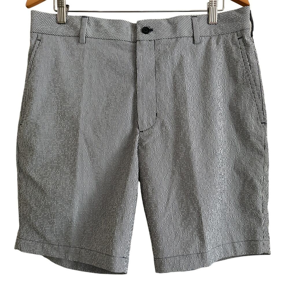 Walter Hagen Clubhouse Seersucker Shorts – Size 35 – Navy/White Stripe‎ – NWT